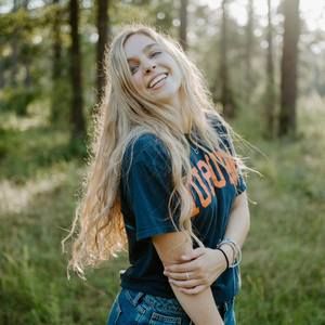 Meet your Posher, Shelby